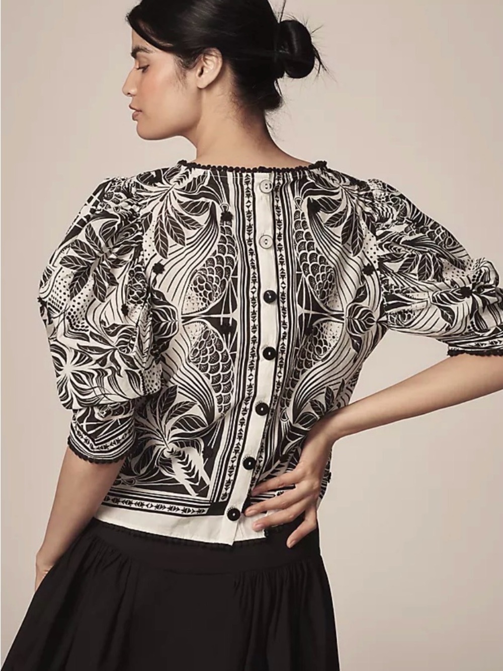 FARM Rio Black & White Printed Puff-Sleeve Peasant Blouse - Picture 2 of 11